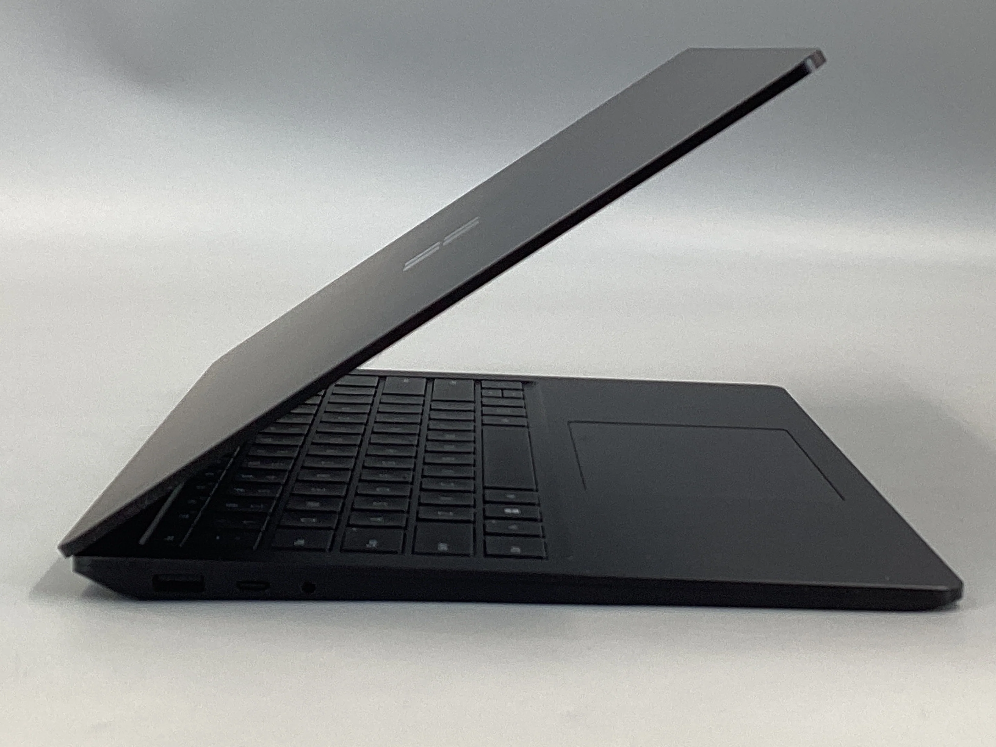 ♥ New, Open Box - Microsoft Surface Laptop 5 13.5-in i7-1255U 32GB/512GB W5S-00001 - Image 3