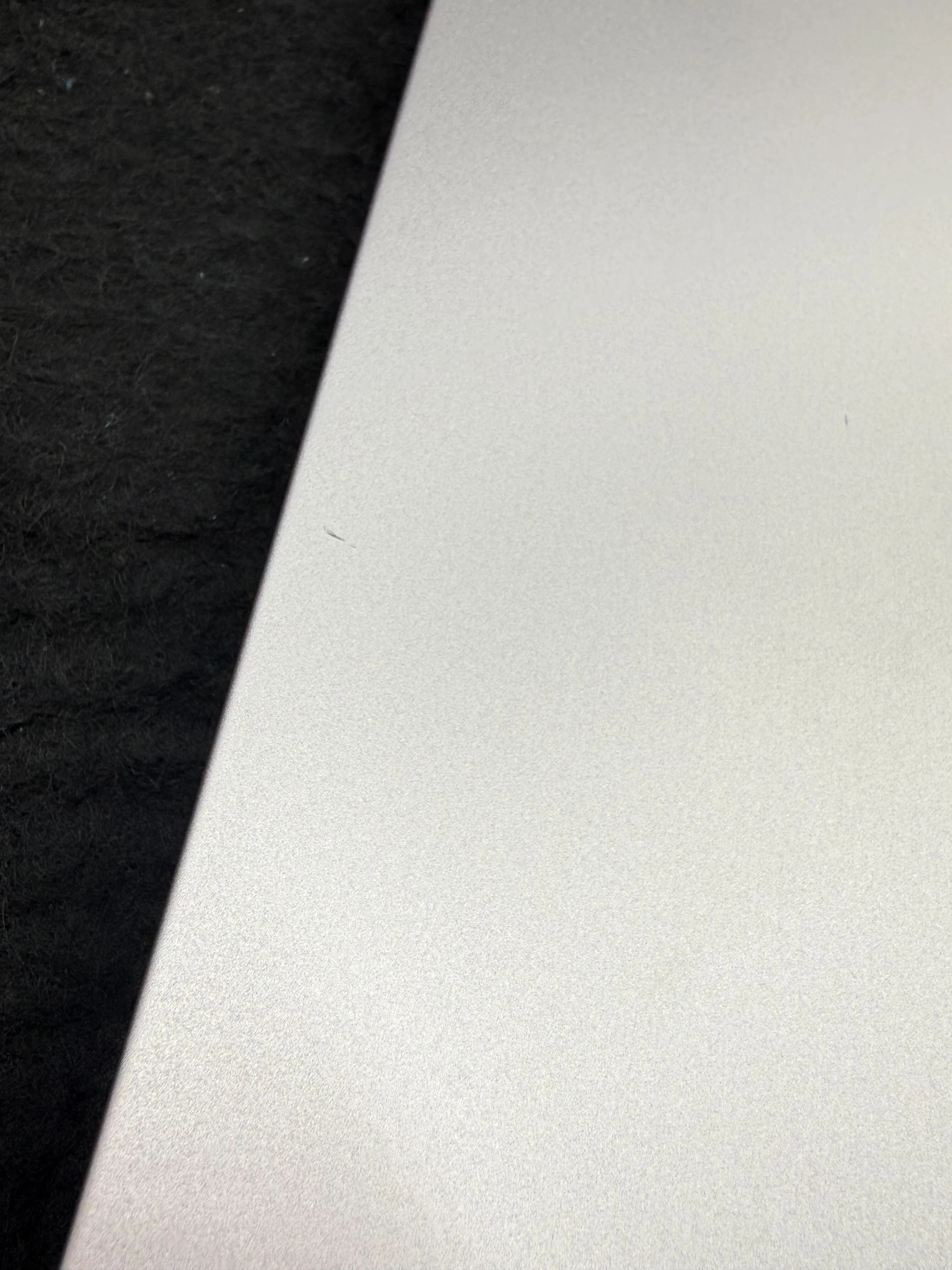 Refurbished - MacBook Air 15" M2 8/10-Core 8GB/256GB Starlight MQKU3LL/A - Image 5